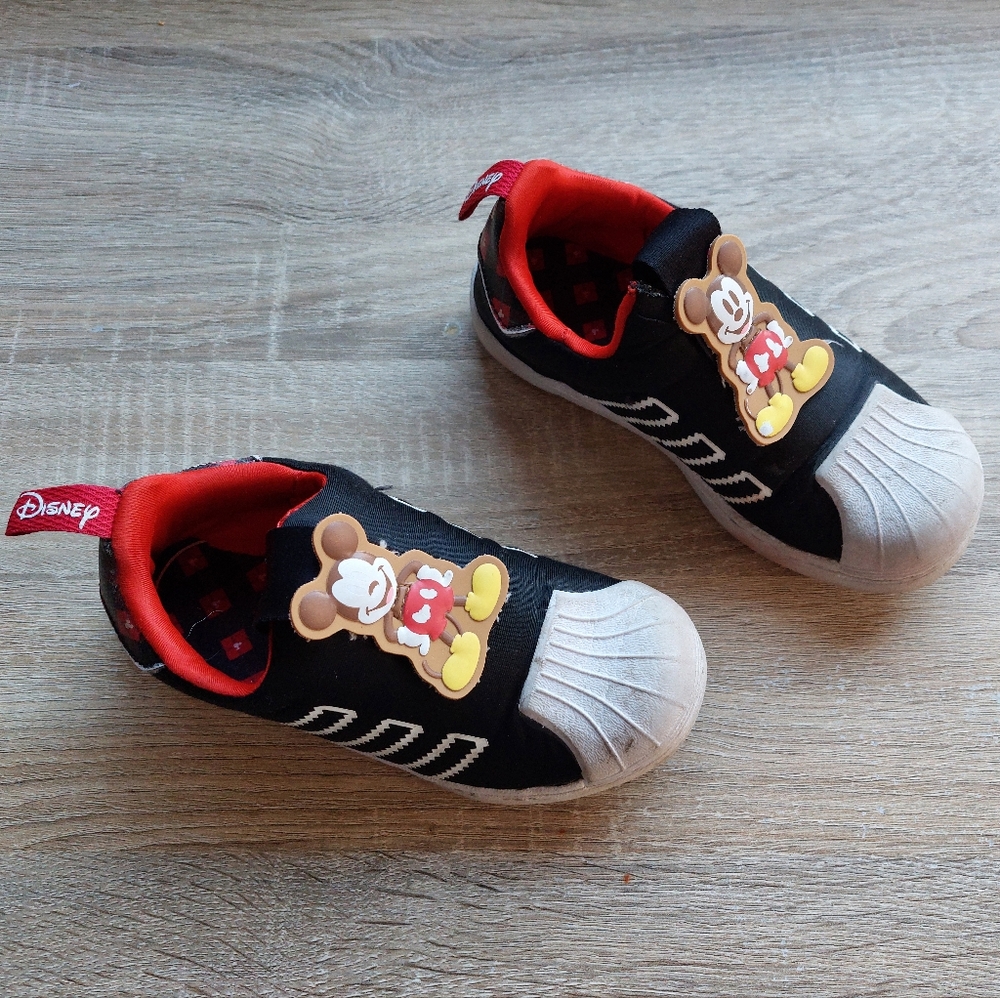 Adidas Mickey shoes 12.5 - Picture 5 of 15